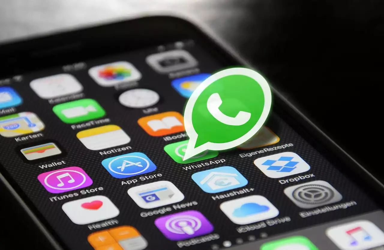 WhatsApp Kembangkan Fitur Dua Akun