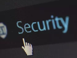 Bahaya dan Dampak Negatif yang Timbul Akibat Penggunaan Software Bajakan