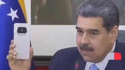 Maduro Pamer Huawei Mate X3