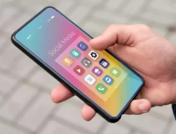 3 Alasan Paling Tepat Memilih HP Flagship Android ketimbang iPhone