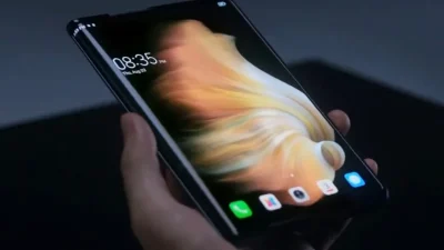 Ponsel Layar Gulung Samsung siap rilis pada 2025